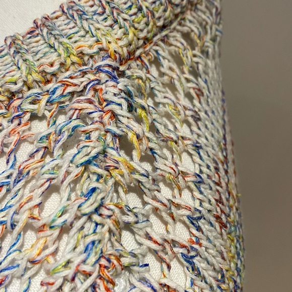 Akemi + Kin Anthropologie Feminine Open Knit V-Neck Poncho Light Sweater. O/S - Picture 5 of 16